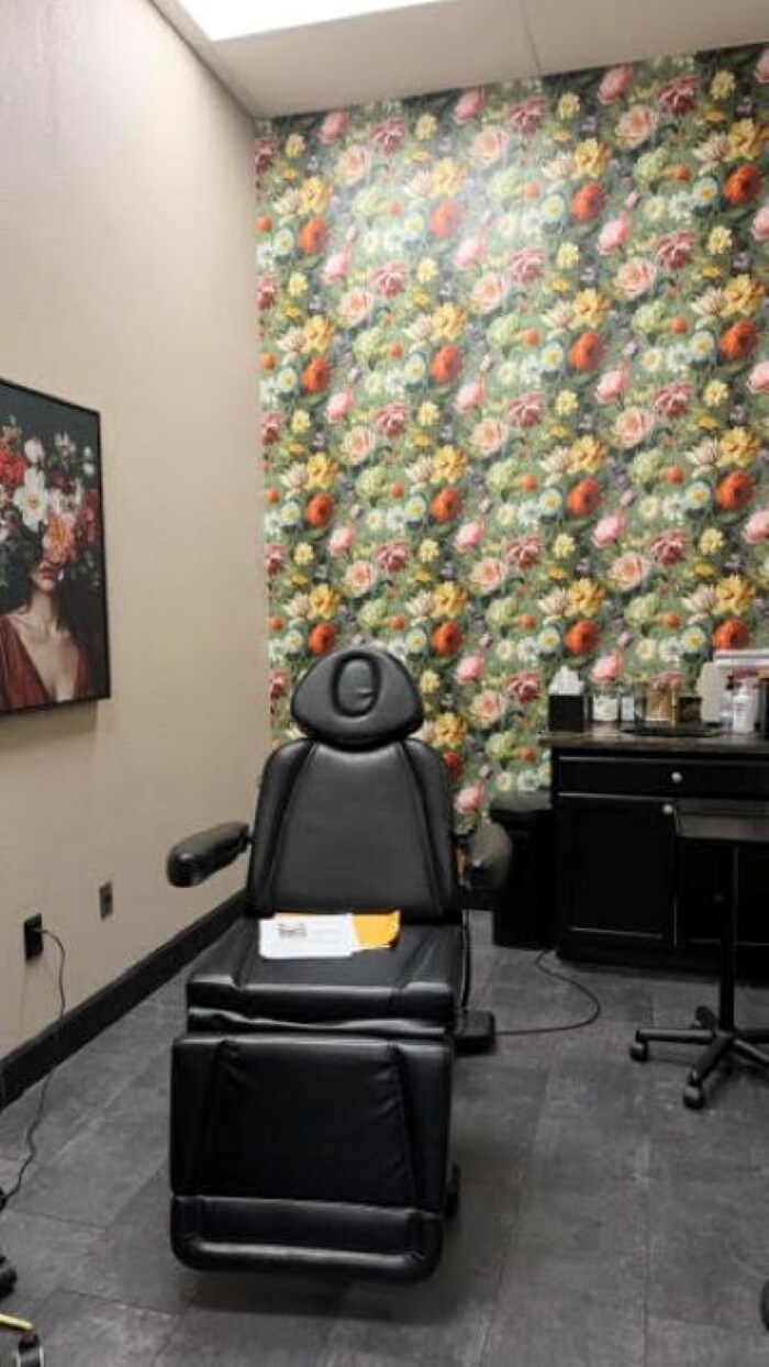10000 Emmett F Lowry Expy, Texas City, TX for lease Interior Photo- Image 1 of 7