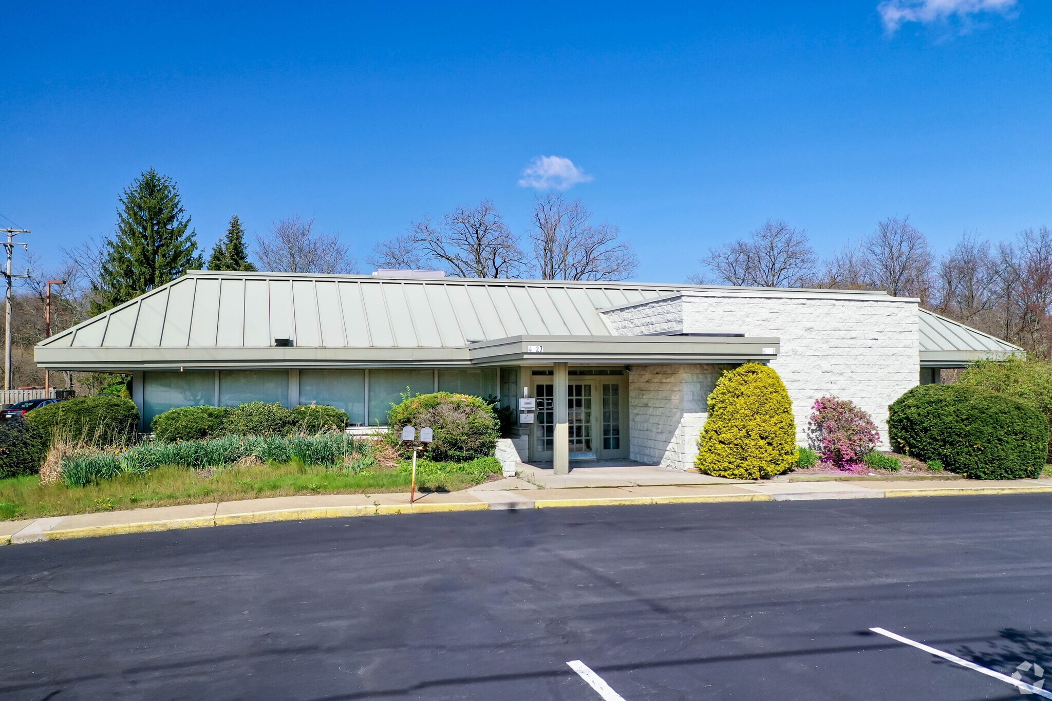 4927 William Flynn Hwy, Allison Park, PA for sale Primary Photo- Image 1 of 50