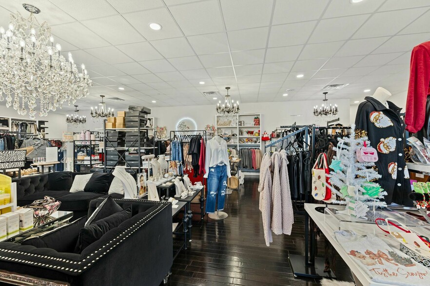 2801 Burleson Retta Rd, Burleson, TX for lease - Interior Photo - Image 3 of 5