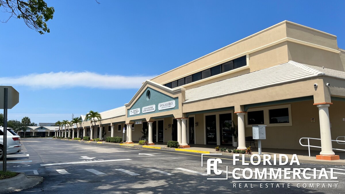 2175-2223 SE Ocean Blvd, Stuart, FL for lease Building Photo- Image 1 of 10