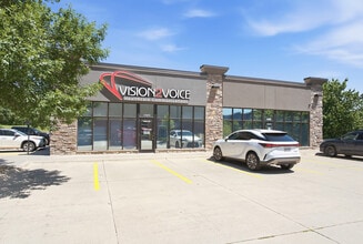 17670 Welch Plz, Omaha, NE for lease Building Photo- Image 1 of 12