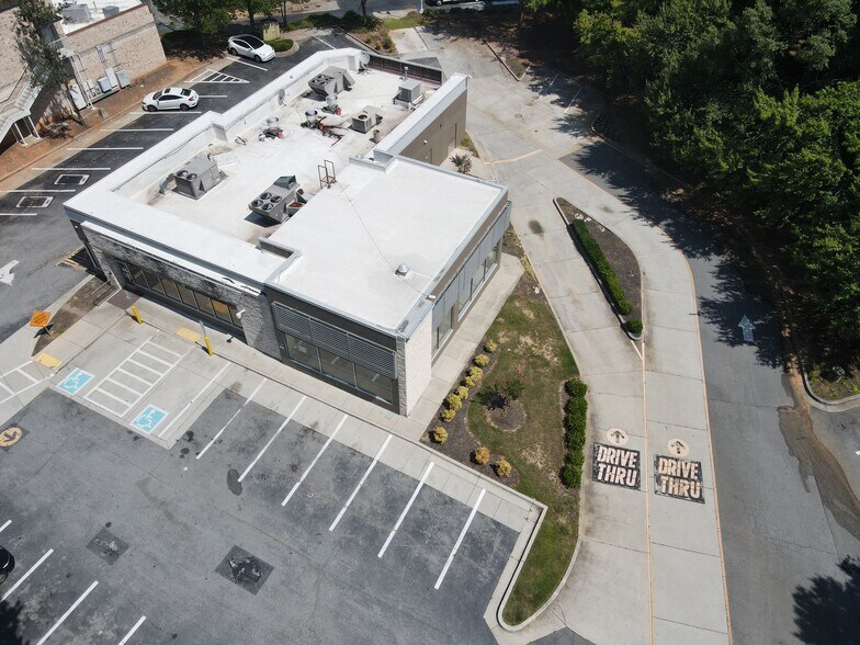 3893 Lavista Rd, Tucker, GA à louer - Photo du bâtiment - Image 2 de 10