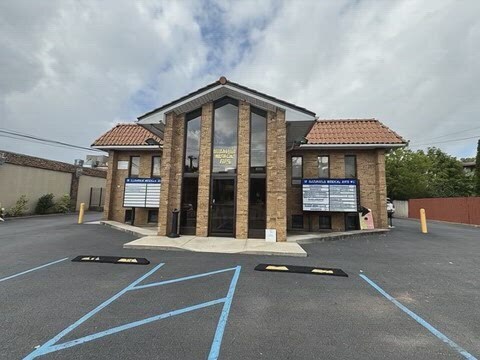 3930 Richmond Ave, Staten Island, NY à louer - Vidéo sur l’inscription commerciale - Image 2 de 36