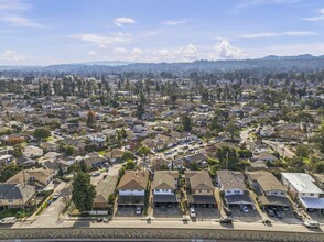 909 Rollins Rd, Burlingame, CA - aerial  map view - Image1