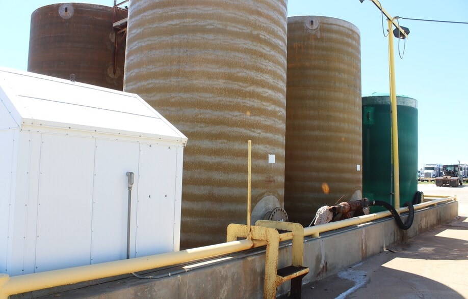 4616 Oil Patch Dr, Woodward, OK for sale - Building Photo - Image 2 of 45