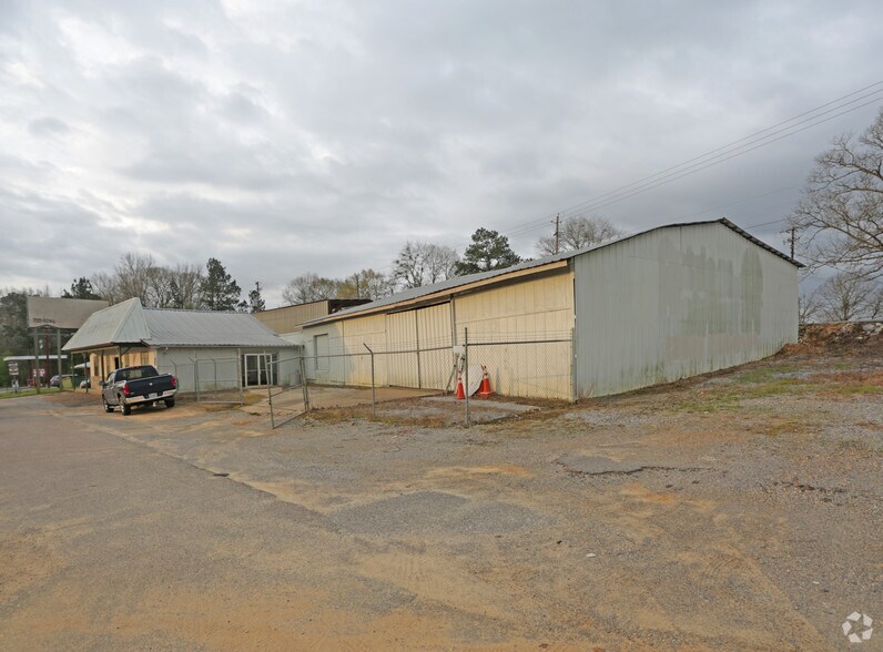 1707 7th St S, Clanton, AL à vendre - Photo du bâtiment - Image 2 de 3
