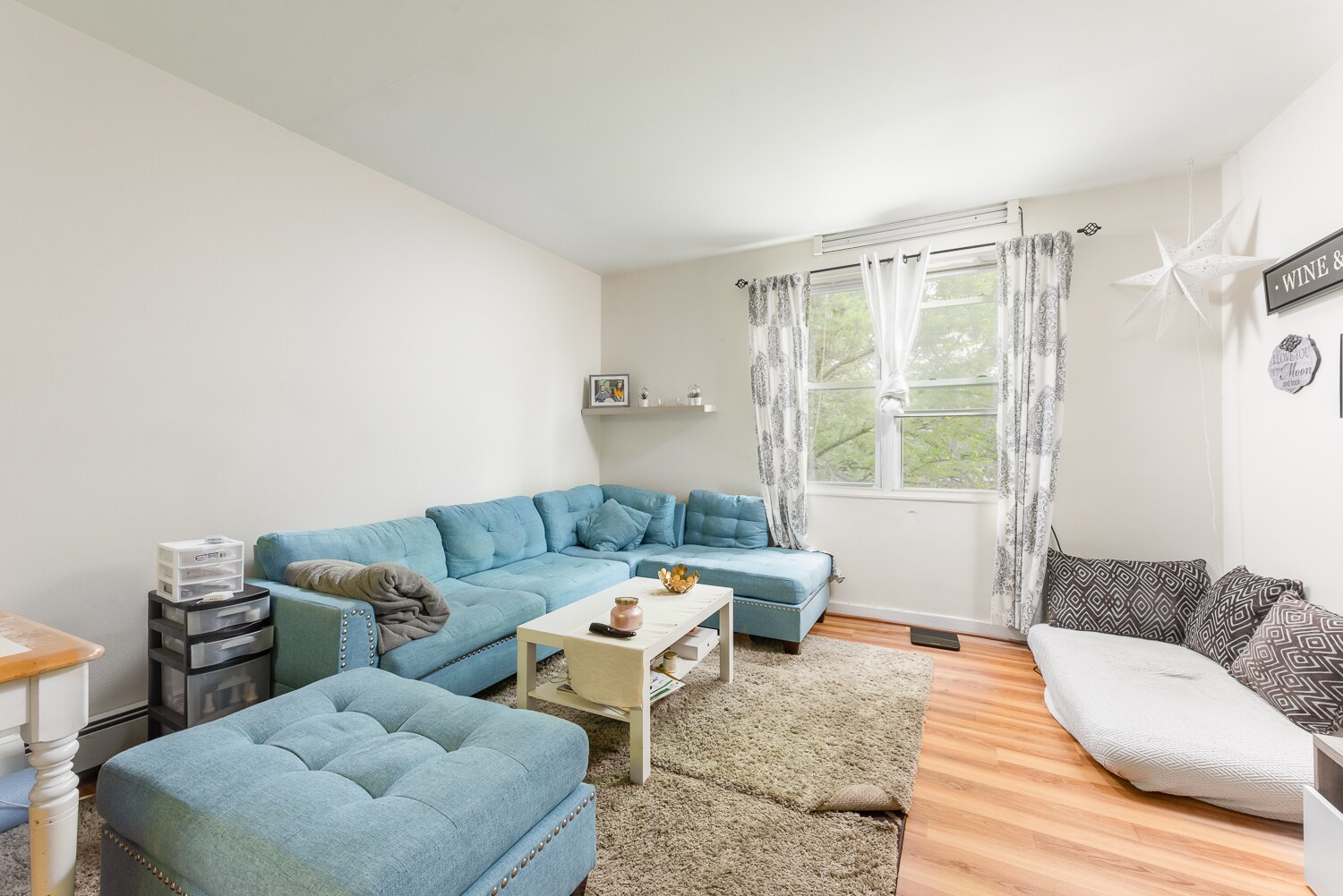 1949A 80th St, East Elmhurst, NY à vendre Photo principale- Image 1 de 1