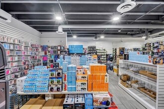 3051 E Thomas Rd, Phoenix, AZ for sale Interior Photo- Image 1 of 16