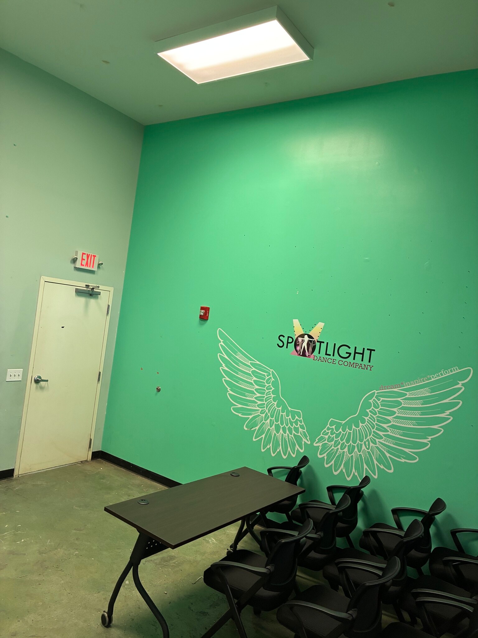 120 N Church St, Salisbury, NC for lease Interior Photo- Image 1 of 3
