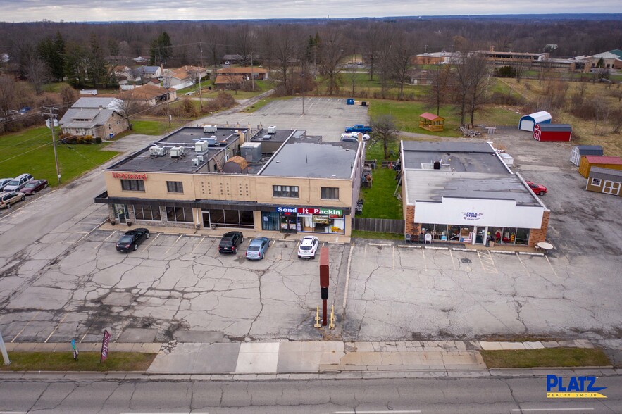 4494 Mahoning Ave, Youngstown, OH à vendre - Photo du bâtiment - Image 1 de 1