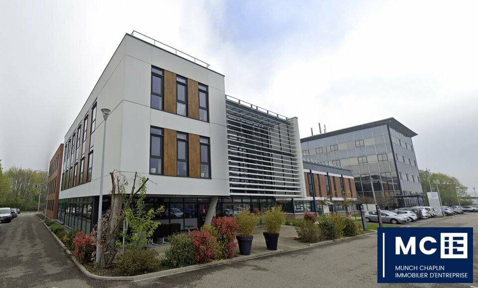 Bureau dans Strasbourg à louer - Photo du bâtiment - Image 1 de 2
