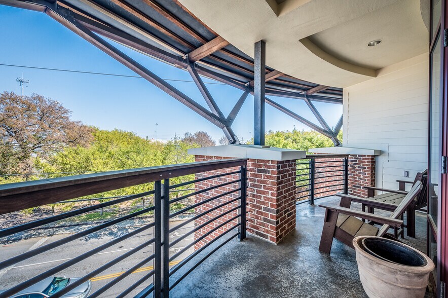 525 E Bay St, Charleston, SC à louer - Photo du bâtiment - Image 3 de 8