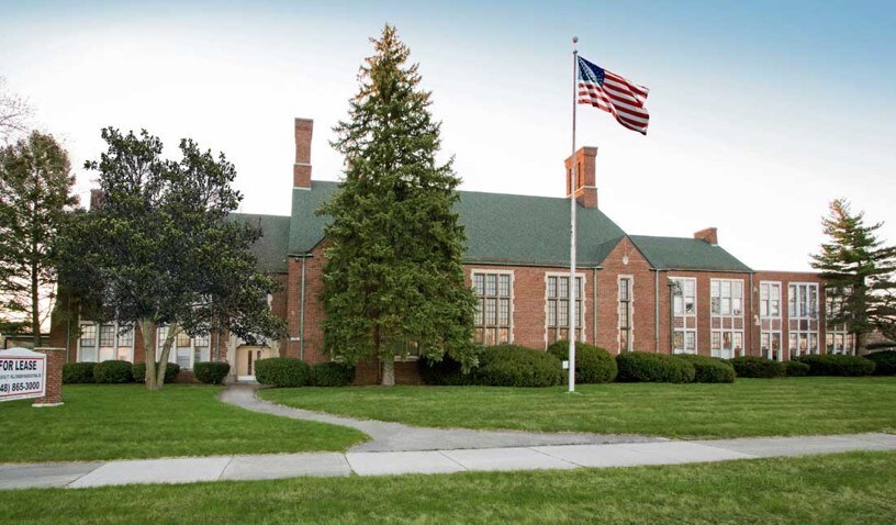 27700 Southfield Rd, Lathrup Village, MI à louer Photo du bâtiment- Image 1 de 4