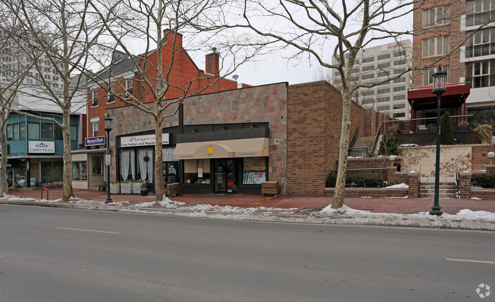 7345 Wisconsin Ave, Bethesda, MD à louer - Photo principale - Image 1 de 6