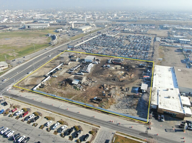 647 W 3300 S, West Valley City, UT for lease - Primary Photo - Image 1 of 7