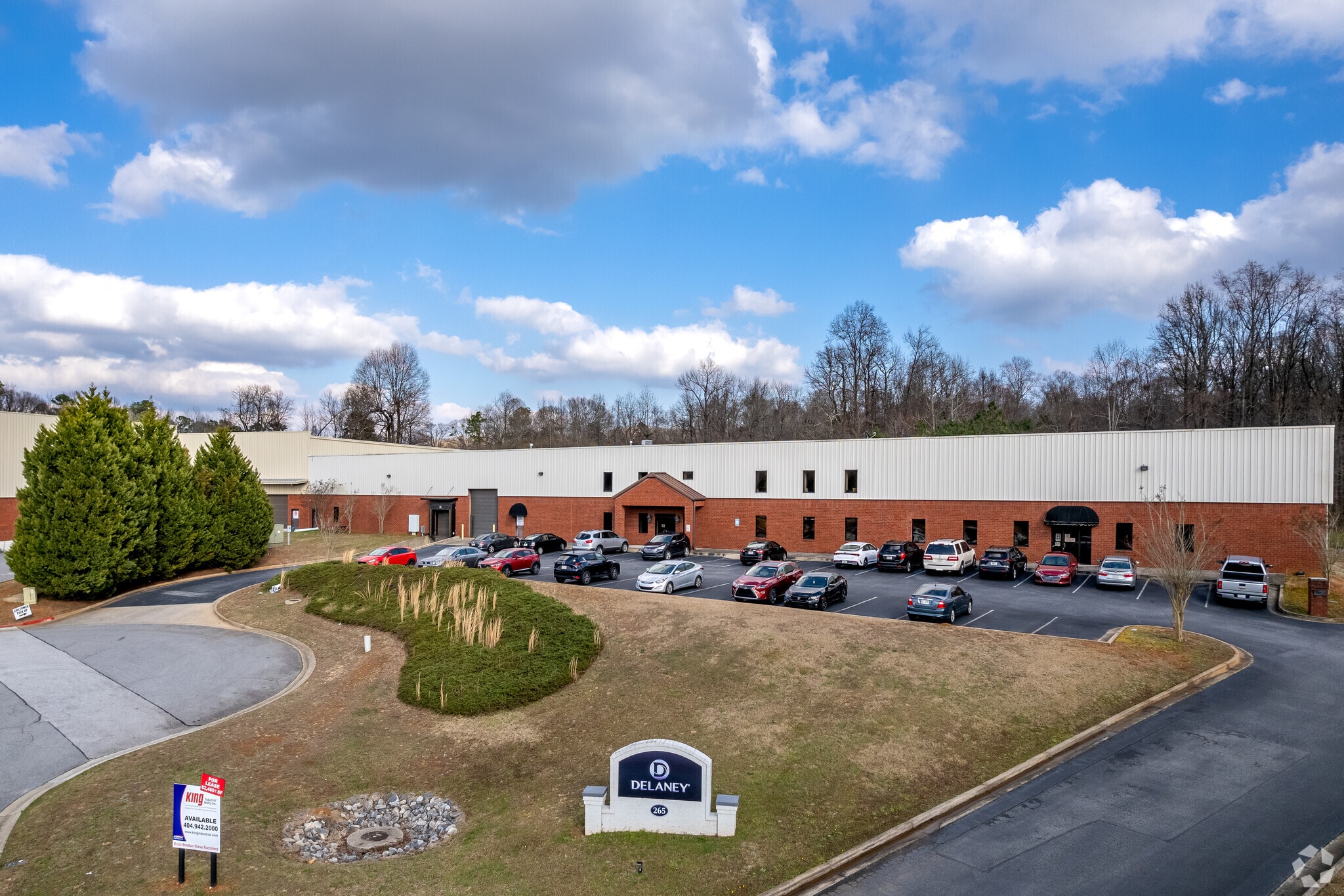 265 Castleberry Industrial Dr, Cumming, GA for lease Primary Photo- Image 1 of 7