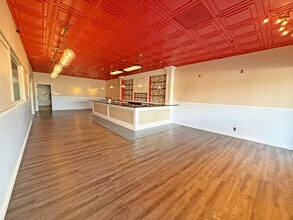 8499 Old Redwood Hwy, Windsor, CA for lease Interior Photo- Image 1 of 3