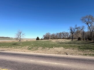 Plus de détails pour 110 54th St, Mitchell, SD - Terrain à vendre