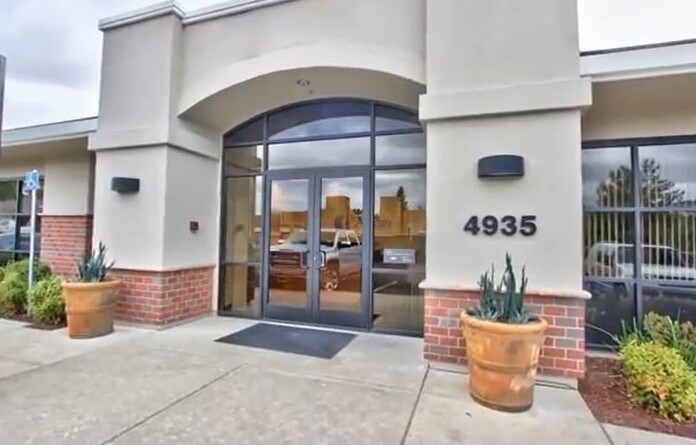 4935 Hillsdale Cir, El Dorado Hills, CA for lease Primary Photo- Image 1 of 21