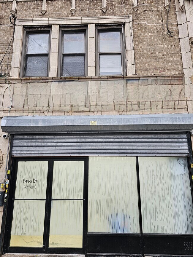 More details for 76-06 Rockaway Blvd, Woodhaven, NY - Retail for Lease