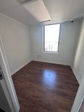 115-121 W 3rd St, Tulsa, OK à louer Photo intérieure- Image 1 de 17