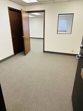 7800 Metro Pky, Bloomington, MN for lease Interior Photo- Image 1 of 9