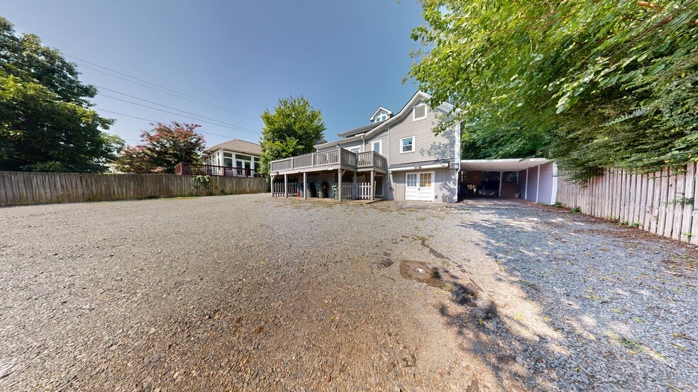 704 Glenwood Ave, Raleigh, NC for lease - Building Photo - Image 3 of 5