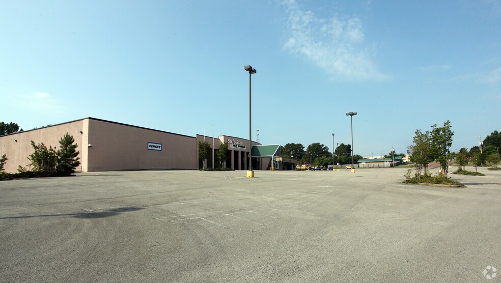 5651 Lakeland Dr, Flowood, MS à vendre - Photo du bâtiment - Image 3 de 5