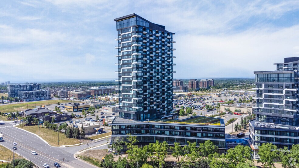 297 Oakwalk Dr, Oakville, ON à louer - Photo du bâtiment - Image 3 de 4