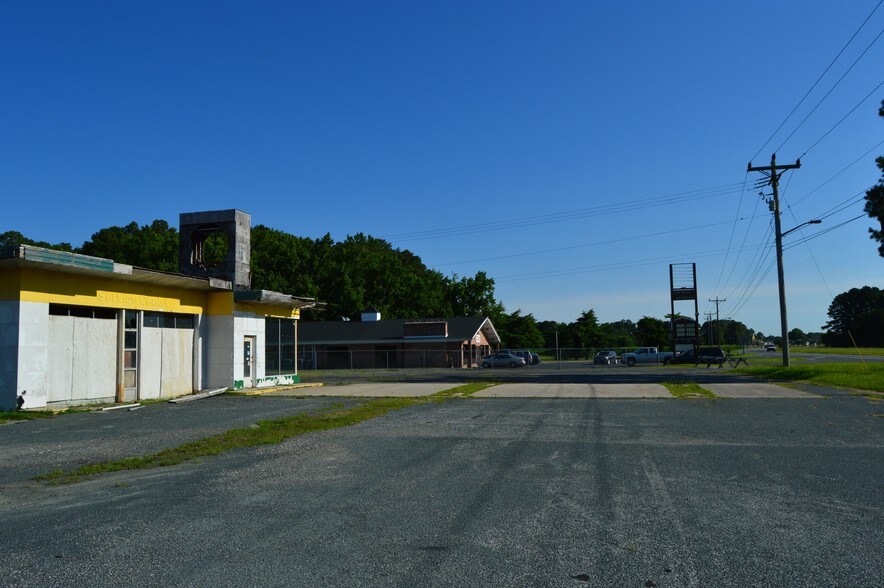 25576 Lankford Hwy, Onley, VA à vendre - Photo du bâtiment - Image 2 de 3
