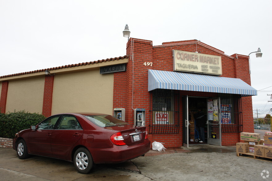 455-497 E Alisal St, Salinas, CA à vendre - Photo principale - Image 1 de 1