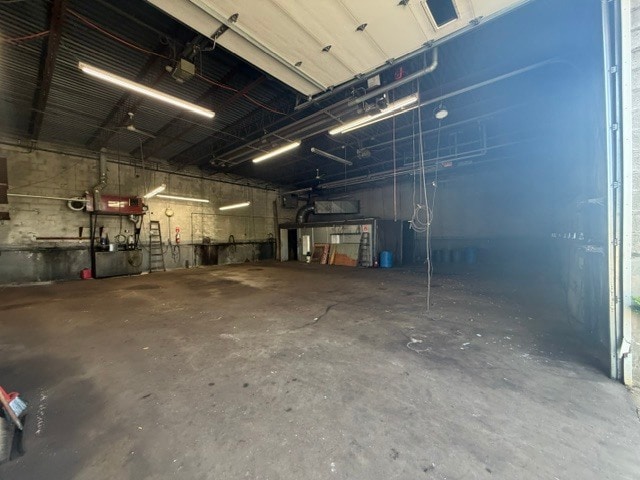 220 Centre St, Holbrook, MA for lease - Interior Photo - Image 2 of 3