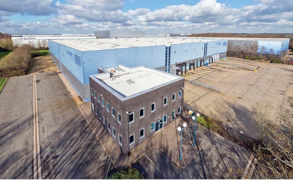 104 Wellington Pky, Lutterworth for lease - Building Photo - Image 2 of 2