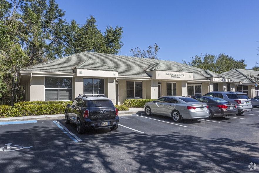 5405 Park Central Ct, Naples, FL for lease - Building Photo - Image 3 of 6