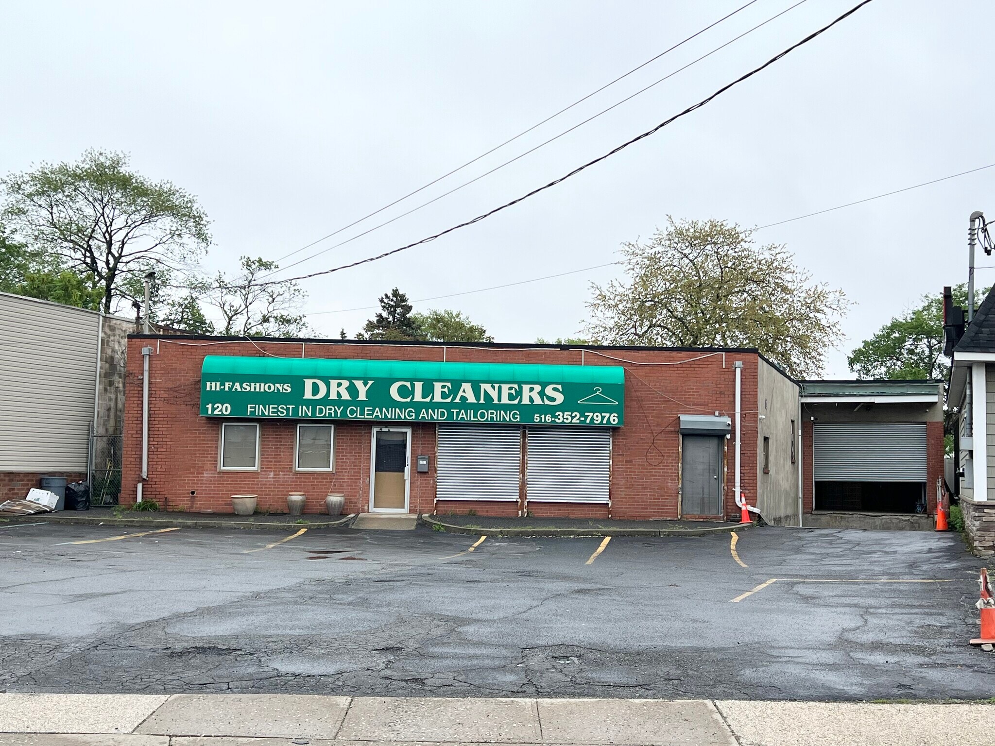 120 New Hyde Park Rd, Franklin Square, NY for lease Building Photo- Image 1 of 7