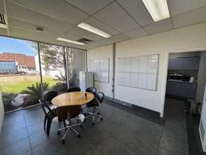 11 Tarnard Dr, Braeside for lease Interior Photo- Image 2 of 14