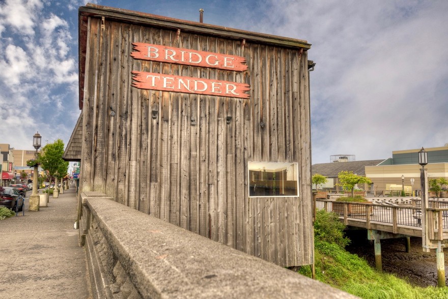 554 Broadway St, Seaside, OR for sale - Building Photo - Image 1 of 1