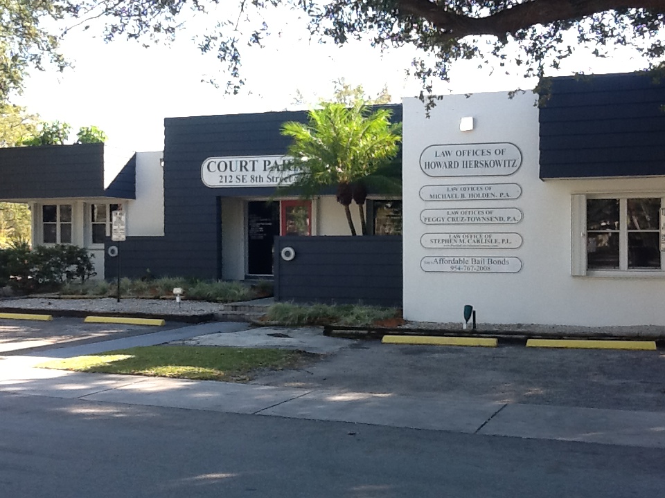 212 SE 8th St, Fort Lauderdale, FL for lease Primary Photo- Image 1 of 44