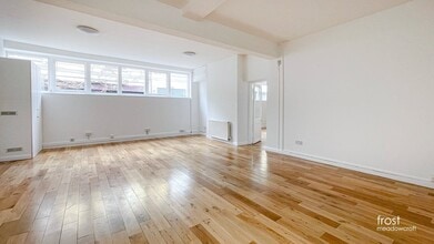 15-16 Pembroke Mews, London for lease Interior Photo- Image 1 of 5