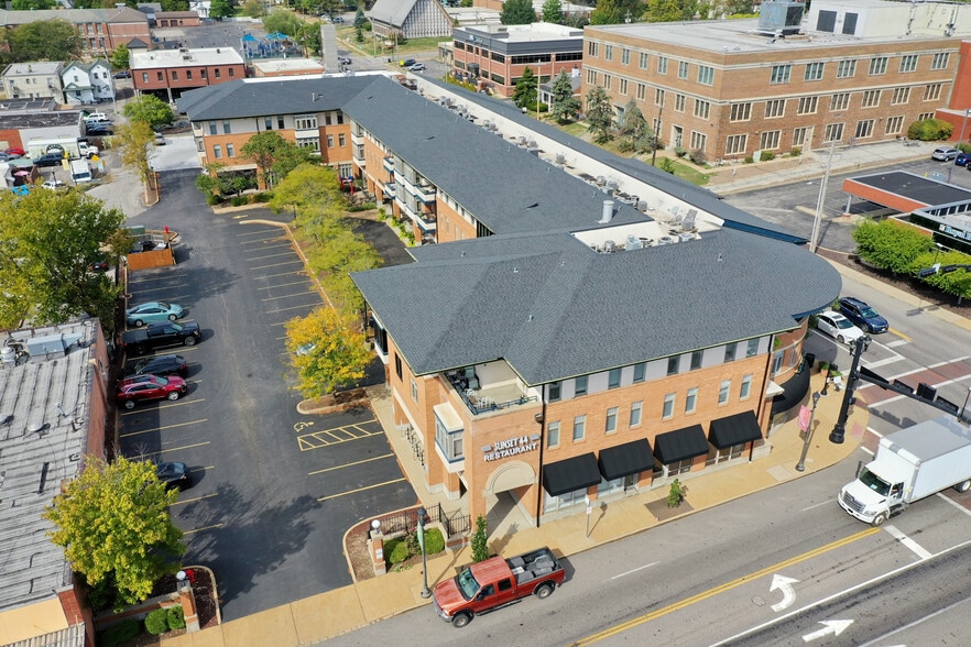 249 N Kirkwood Rd, Saint Louis, MO à louer - Photo du bâtiment - Image 3 de 6