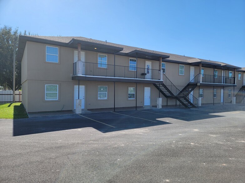 8205 N La Homa Rd, Mission, TX à vendre - Photo du bâtiment - Image 3 de 48