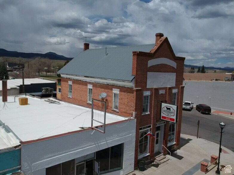 95 N Main St, Panguitch, UT à vendre - Aérien - Image 2 de 41