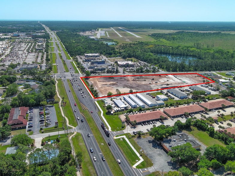4752 E Moody Blvd, Bunnell, FL à louer - Photo du bâtiment - Image 2 de 6
