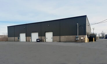 1195-1199 Milepost Dr, Columbus, OH à louer Photo intérieure- Image 2 de 3