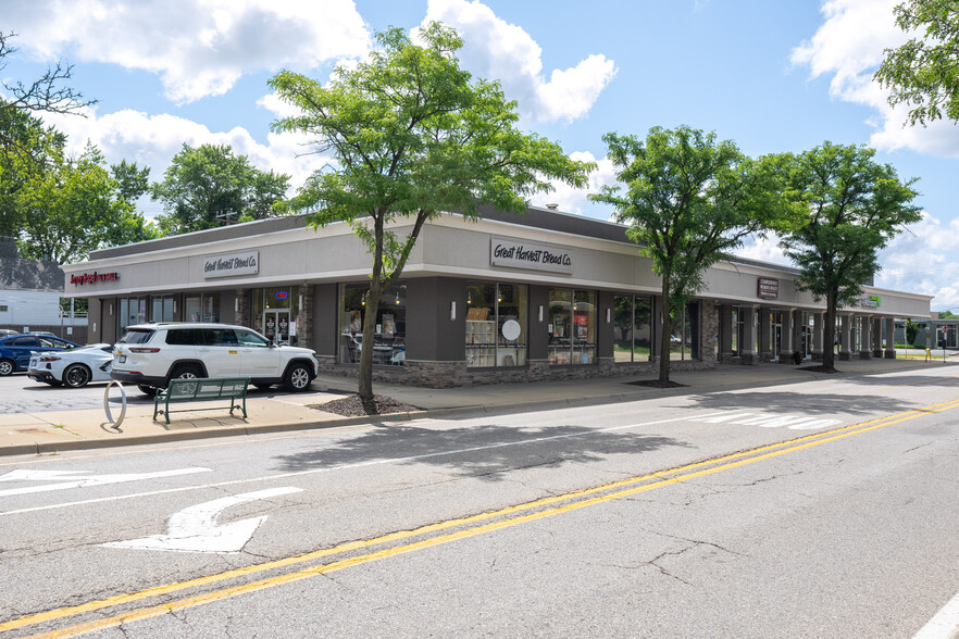 1137-1157 S Adams Rd, Birmingham, MI for lease - Building Photo - Image 1 of 5