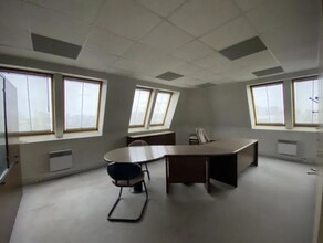 15 Route De Fontainebleau, Vitry-sur-Seine for lease Interior Photo- Image 1 of 2