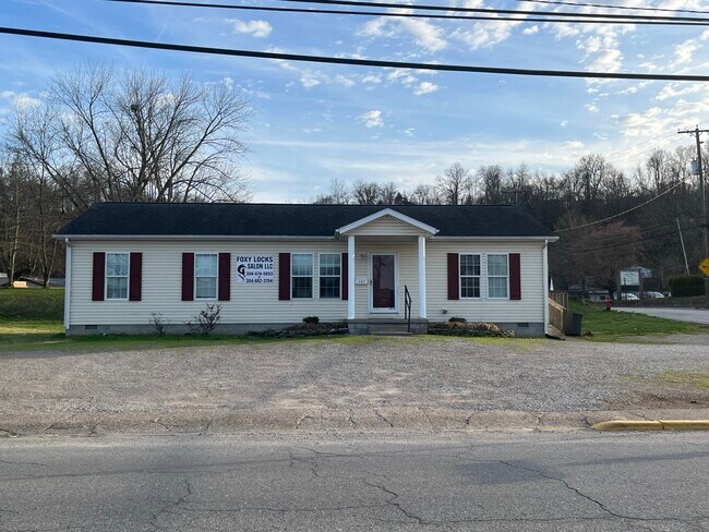 Plus de détails pour 402 5th St, New Haven, WV - Commerce de détail à vendre