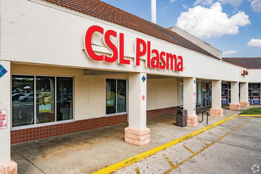 2033-2161 Americana Blvd, Orlando, FL à louer - Photo du bâtiment - Image 2 de 3