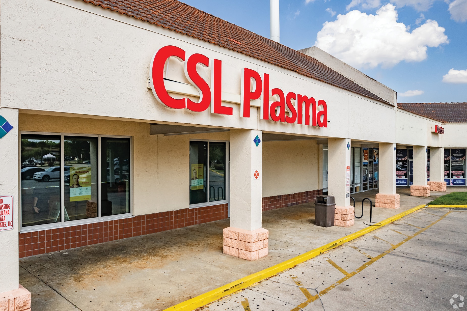 2033-2161 Americana Blvd, Orlando, FL for lease Building Photo- Image 1 of 4