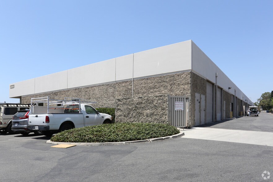 13331 Garden Grove Blvd, Garden Grove, CA à louer - Photo du bâtiment - Image 2 de 4